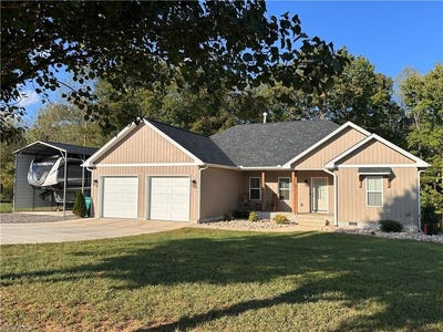 /international/us/323-chaney-loop-road-stoneville-nc-110120458635/