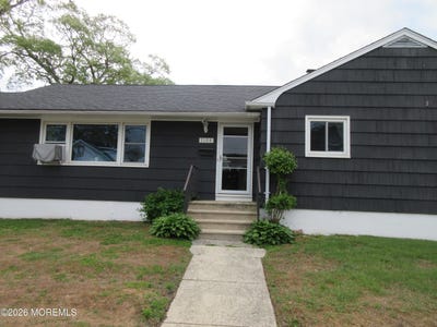 /international/us/1104-e-street-belmar-nj-110107927245/