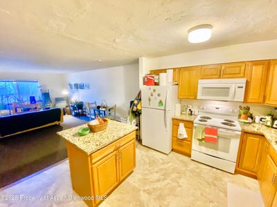 /international/us/680-water-street-meeker-co-110097813935/