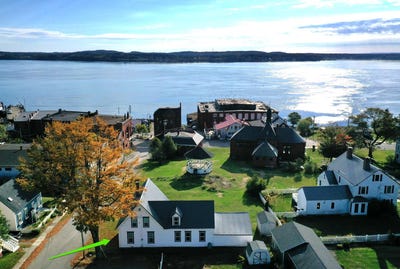 /international/us/2-4-dana-street-eastport-me-110102078915/