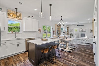 /international/us/11197-183rd-lane-nw-elk-river-mn-110097648217/