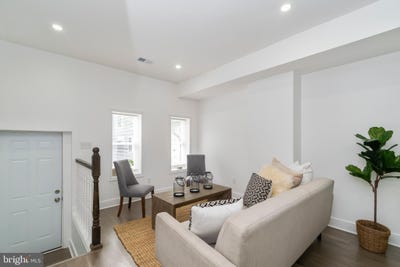 /international/us/1528-holbrook-street-baltimore-md-110100251948/
