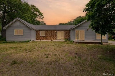 /international/us/19227-gudith-road-brownstown-twp-mi-110108744232/