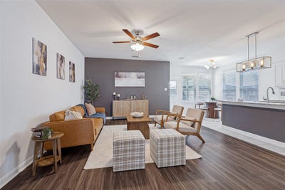 /international/us/3437-lauren-street-krum-tx-110120456477/