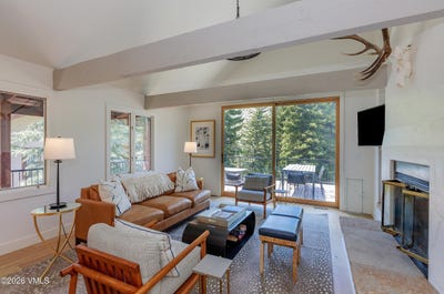 /international/us/1825-w-gore-creek-drive-vail-co-110108219577/