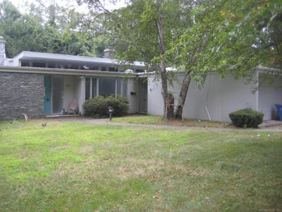 /international/us/62-mohegan-road-norwich-ct-110101292998/
