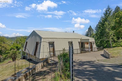 /international/us/331-hemlock-ln-roseburg-or-110106760937/