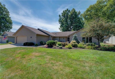 /international/us/32833-fallhaven-circle-north-ridgeville-oh-110101241991/
