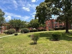 /international/us/110-division-avenue-levittown-ny-110108716631/