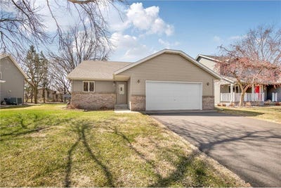 /international/us/816-8th-street-n-sauk-rapids-mn-110107378922/