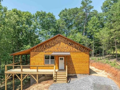 /international/us/lot-9-brasstown-acres-drive-brasstown-nc-110100705878/