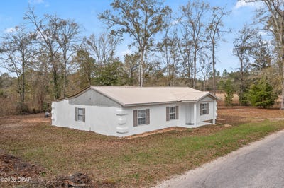 /international/us/470-2nd-street-chipley-fl-110104502312/
