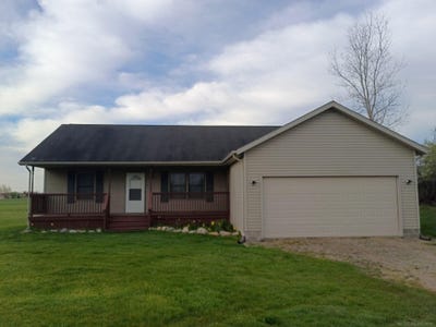 /international/us/5688-galbraith-line-road-croswell-mi-110105858749/