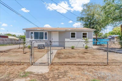 /international/us/300-320-e-wilson-avenue-earlimart-ca-110099980472/