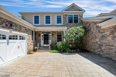 /international/us/14-lara-place-warren-twp-nj-110101124002/?lang=en