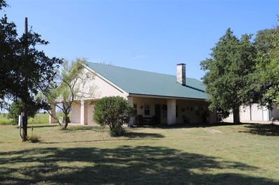 /international/us/1485-county-road-224-valley-mills-tx-110099435772/
