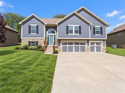 /international/us/412-duncan-drive-liberty-mo-110119932636/