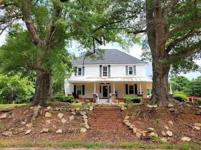 /international/us/1110-puckett-town-road-bradley-sc-110119422544/