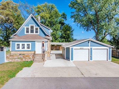 /international/us/6630-augusta-road-chaska-mn-110110335644/