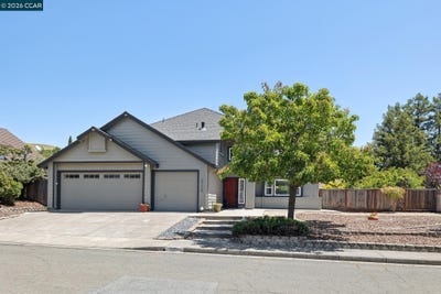 /international/us/2724-de-la-briandais-ct-pinole-ca-110108201194/