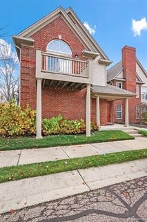 /international/us/28266-carlton-way-drive-novi-mi-110106124252/