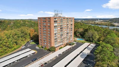 /international/us/1414-continental-drive-chattanooga-tn-110103336523/