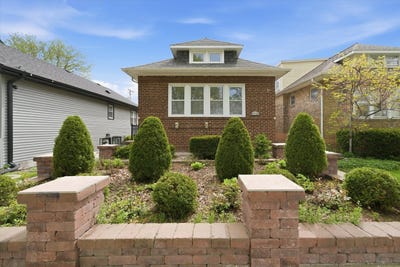 /international/us/1715-hartrey-avenue-evanston-il-110107843784/