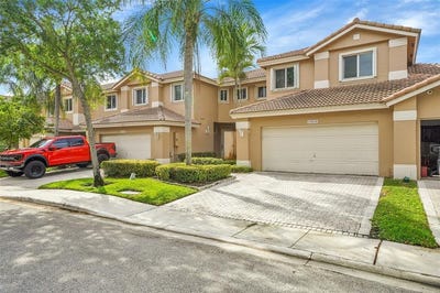 /international/us/15830-sw-12th-st-pembroke-pines-fl-110098248960/?lang=en