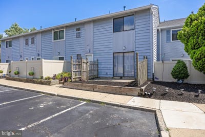 /international/us/407-mason-run-pine-hill-nj-110108906753/