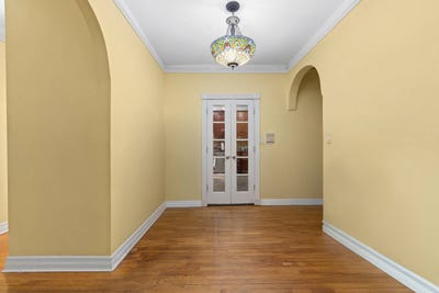 /international/us/83-44-lefferts-blvd-kew-gardens-ny-110106505034/