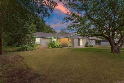 /international/us/901-s-old-temple-road-lorena-tx-110119545325/