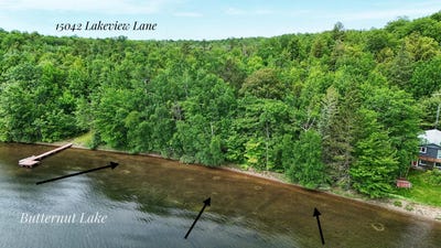 /international/us/15042-lakeview-rd-three-lakes-wi-110099720598/?lang=zh-tw