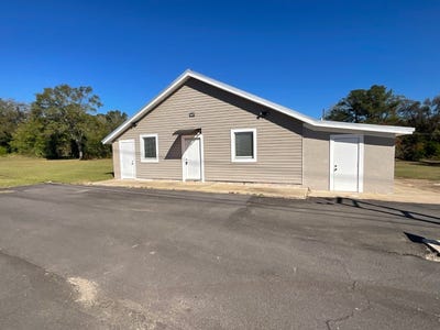 /international/us/407-bermuda-st-ozark-al-110103316766/