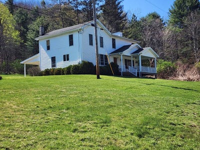 /international/us/949-streeter-brook-rd-little-genesee-ny-110107750858/