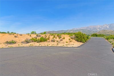 /international/us/7055-royal-view-court-yucaipa-ca-110107729332/