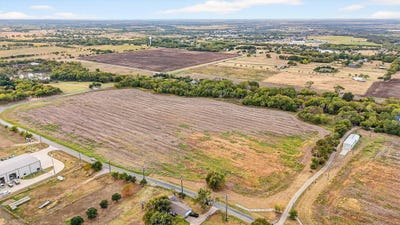 /international/us/229-pike-road-gunter-tx-110103226318/