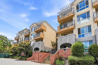 /international/us/3887-pell-place-san-diego-ca-110107854518/