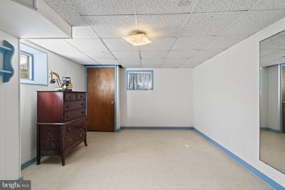 /international/us/2700-schooley-drive-alexandria-va-110101221522/