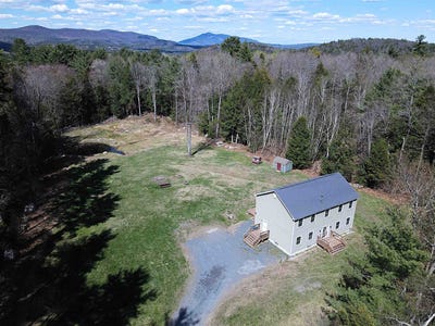 /international/us/3341-trebo-road-chester-vt-110107681695/