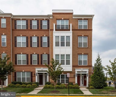 /international/us/23473-logans-terrace-ashburn-va-110108441530/