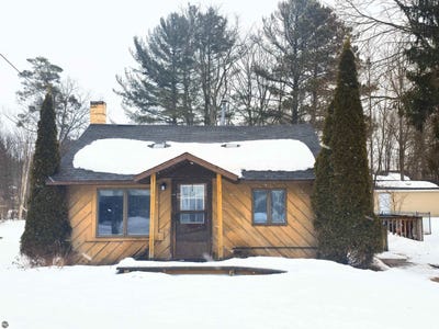 /international/us/327-s-gladwin-street-lake-city-mi-110097788442/?lang=zh-cn