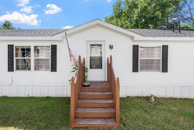 /international/us/93-riverside-terrace-watertown-mn-110108754622/