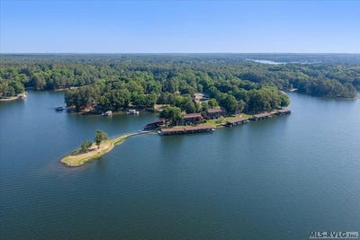 /international/us/135-waterview-dr-s-108-henrico-nc-110108200222/