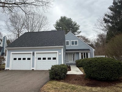 /international/us/555-straw-hill-road-manchester-nh-110105423428/