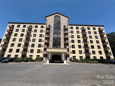 /international/us/211-heritage-boulevard-fort-mill-sc-110105336485/