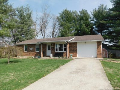 /international/us/116-nichols-avenue-salem-in-110106736229/