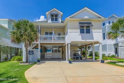 /international/us/109-se-44th-street-oak-island-nc-110101297904/?lang=zh-tw
