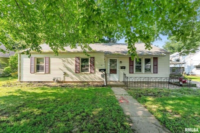 /international/us/425-e-chestnut-street-geneseo-il-110101476609/?lang=en