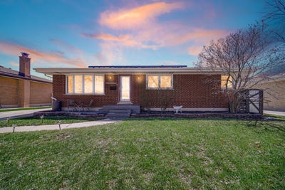 /international/us/661-w-saint-aubin-drive-addison-il-110108603579/