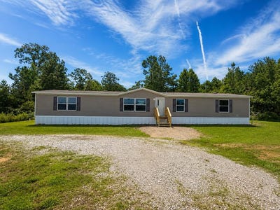 /international/us/324-county-road-130-booneville-ms-110108904069/